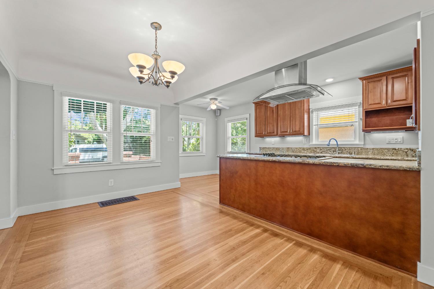 3124 D Street Sacramento CA 95816