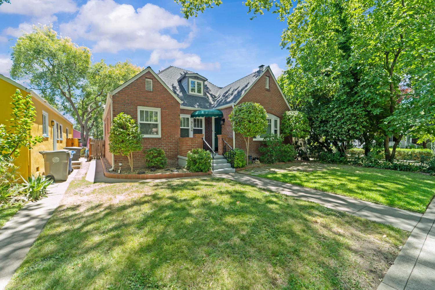 3124 D Street Sacramento CA 95816