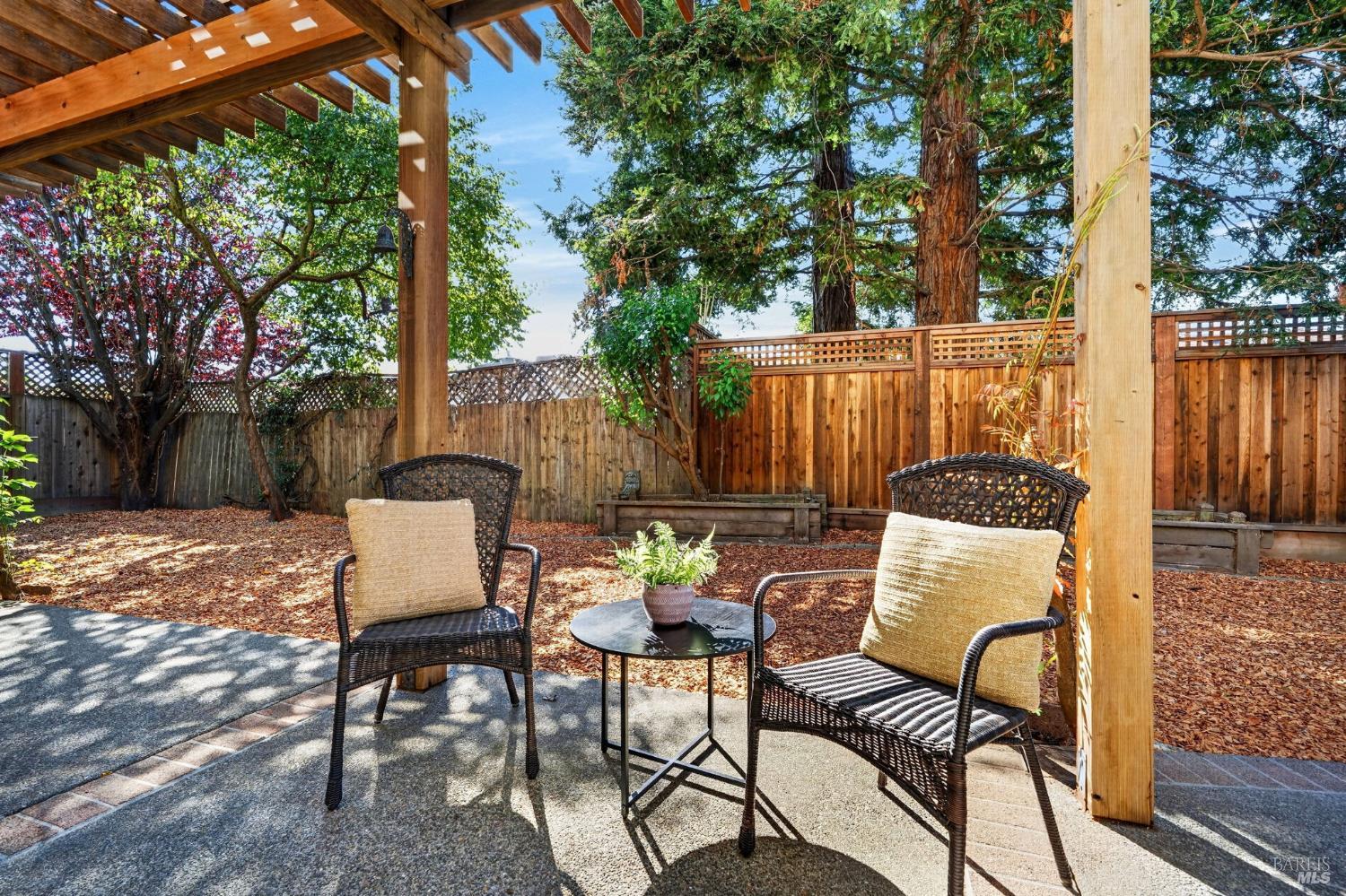 2088 Bock Street Santa Rosa CA 95403