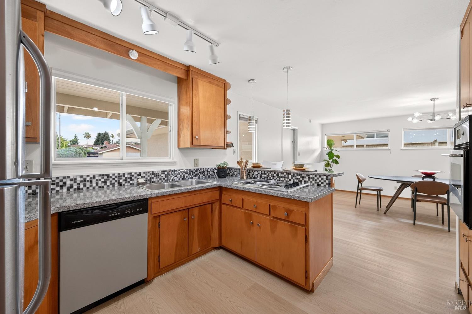 411 Valle Vista Avenue Vallejo CA 94590