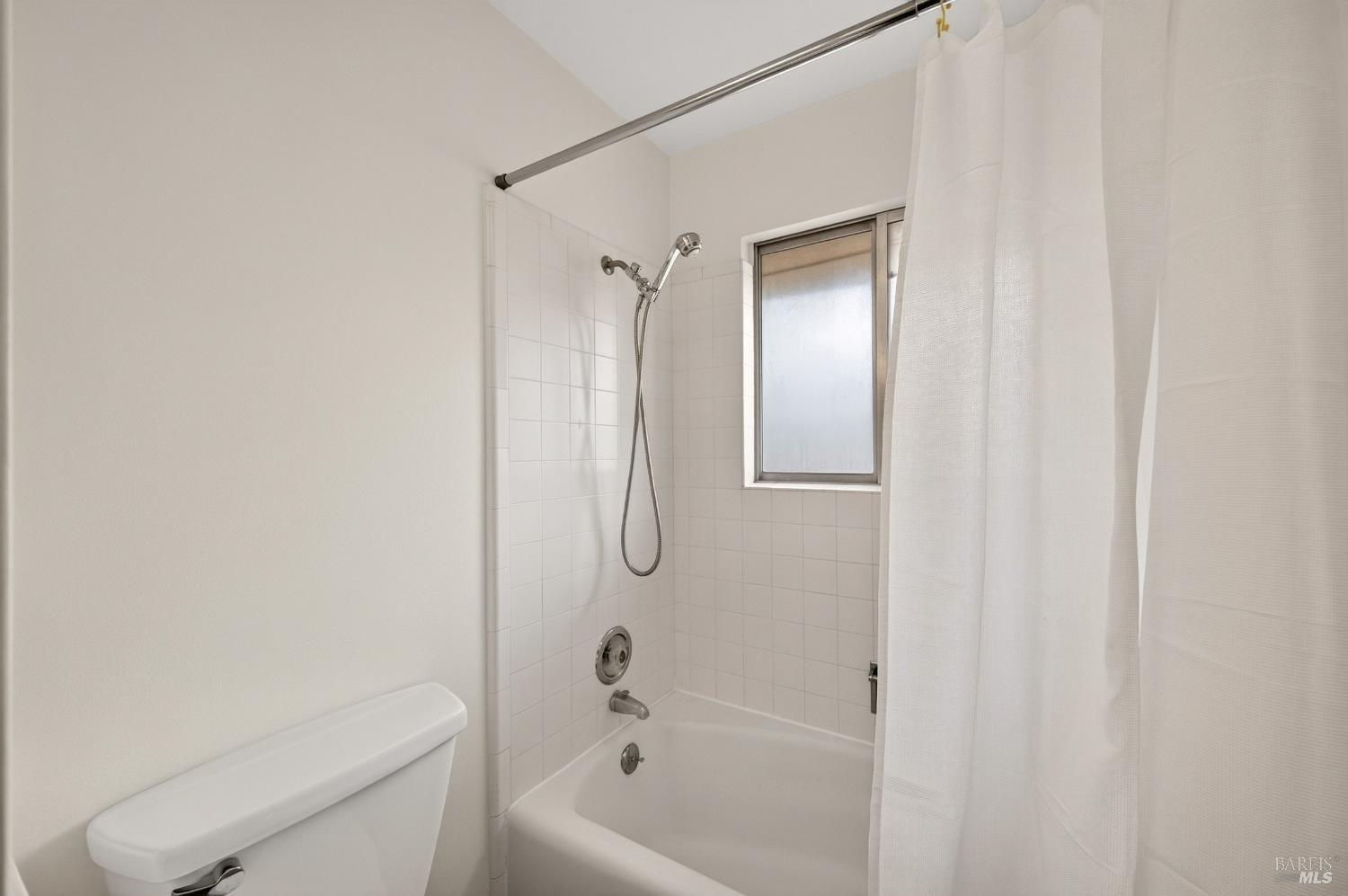 411 Valle Vista Avenue Vallejo CA 94590