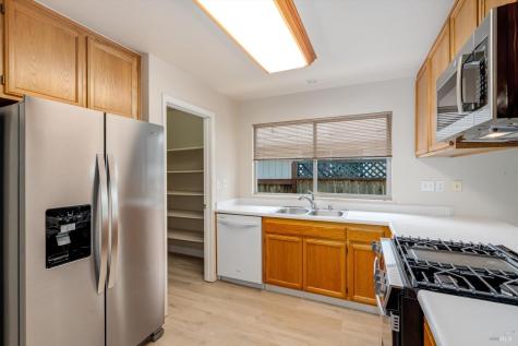 2007 Jackrabbit Court Santa Rosa CA 95403