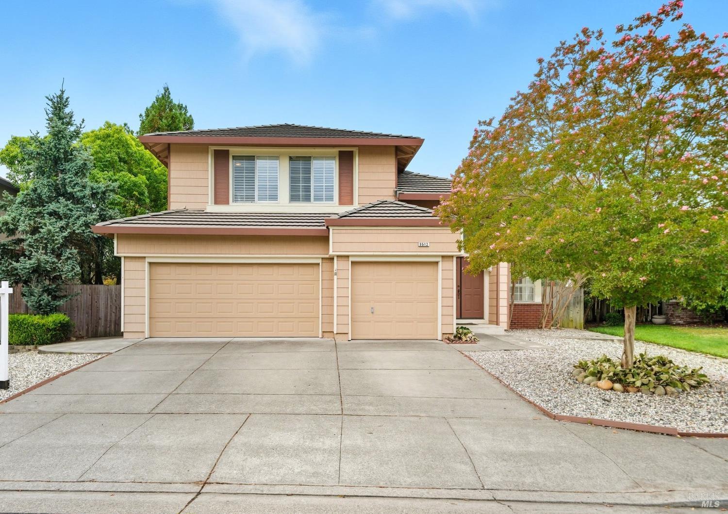 9512 Wellington Circle Windsor CA 95492