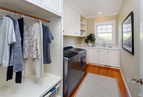 664 2nd Street E Sonoma CA 95476