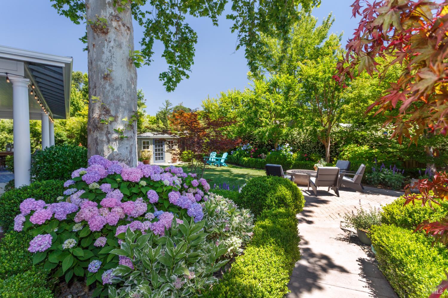 664 2nd Street E Sonoma CA 95476