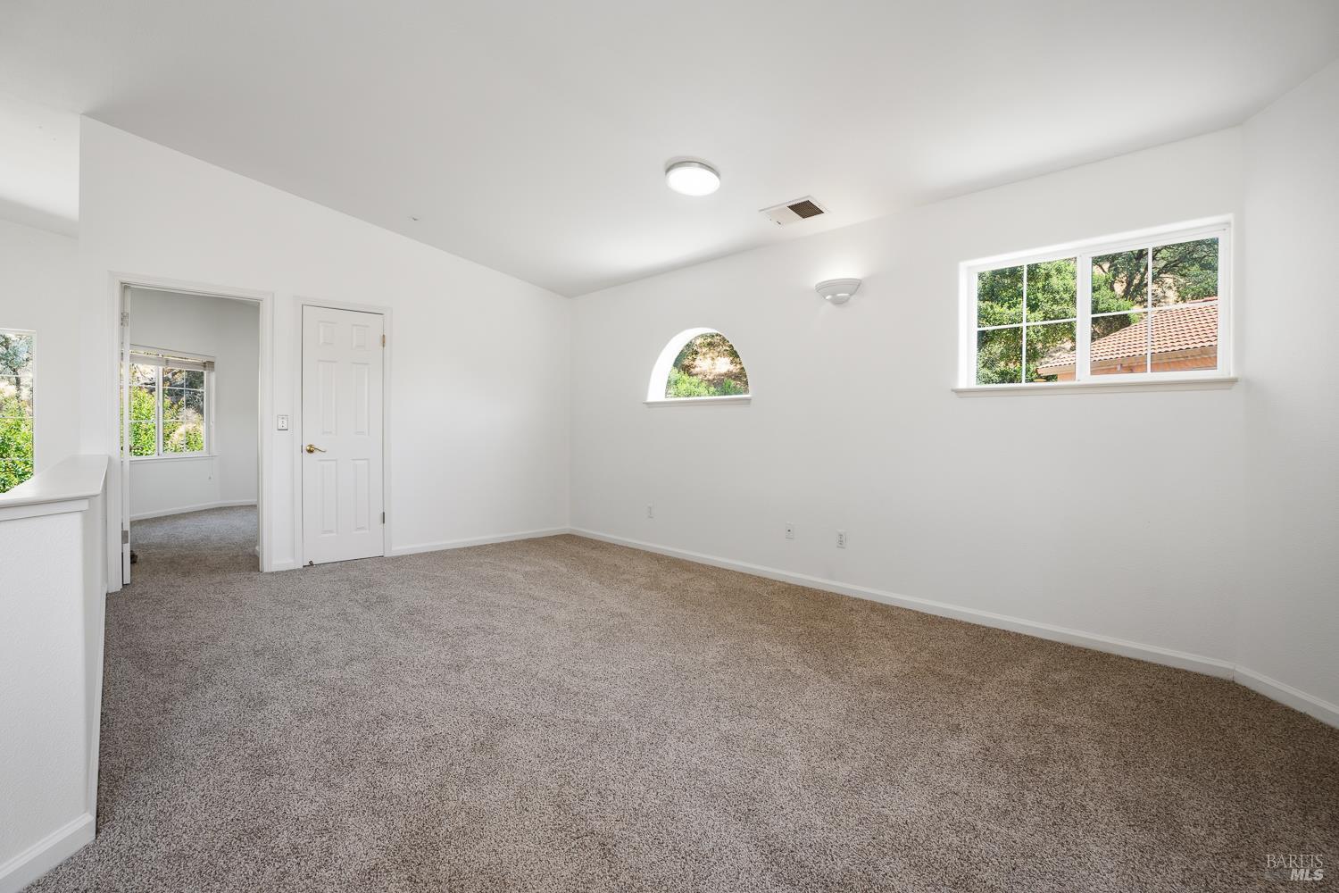 323 Portofino Way Cloverdale CA 95425