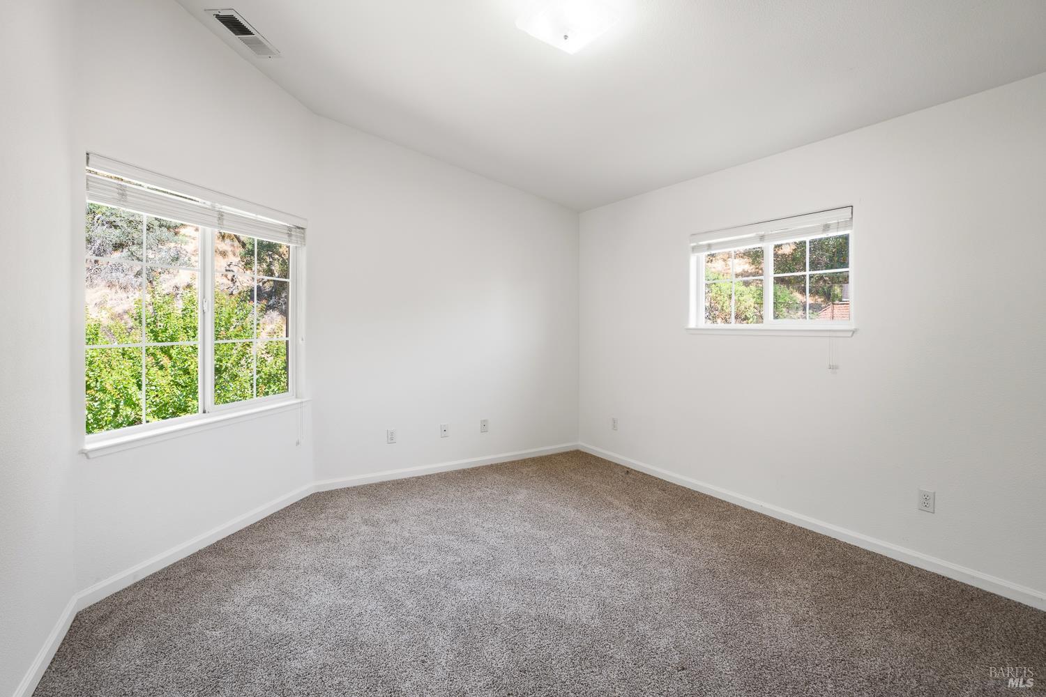 323 Portofino Way Cloverdale CA 95425