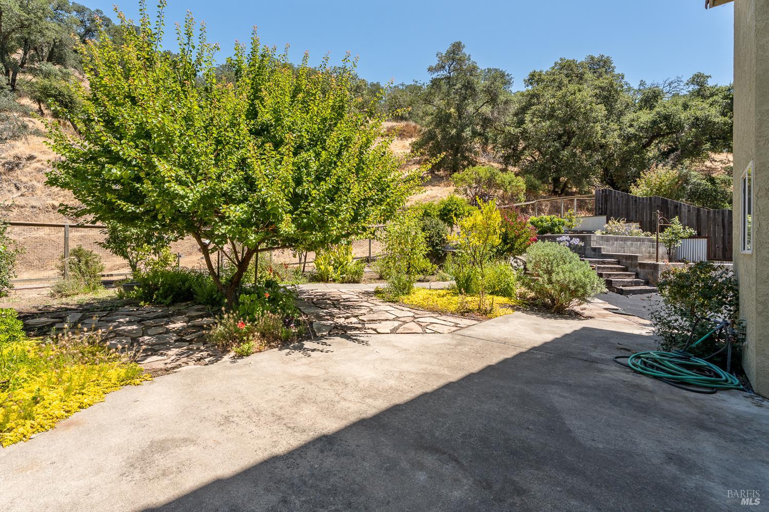 323 Portofino Way Cloverdale CA 95425