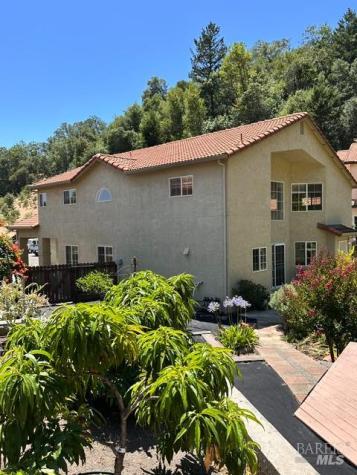 323 Portofino Way Cloverdale CA 95425