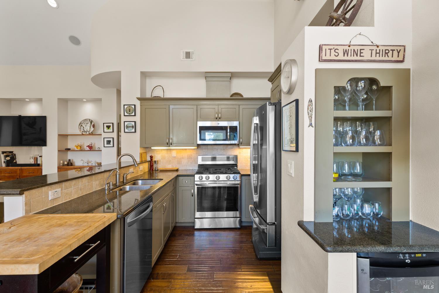 31920 Pine Mountain Road Cloverdale CA 95425