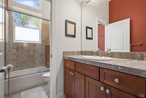 31920 Pine Mountain Road Cloverdale CA 95425