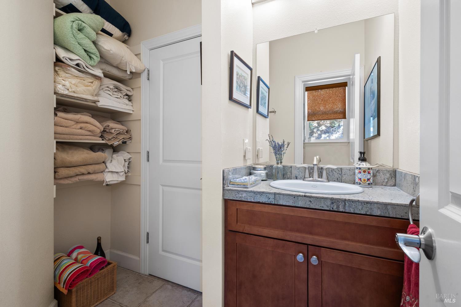 31920 Pine Mountain Road Cloverdale CA 95425