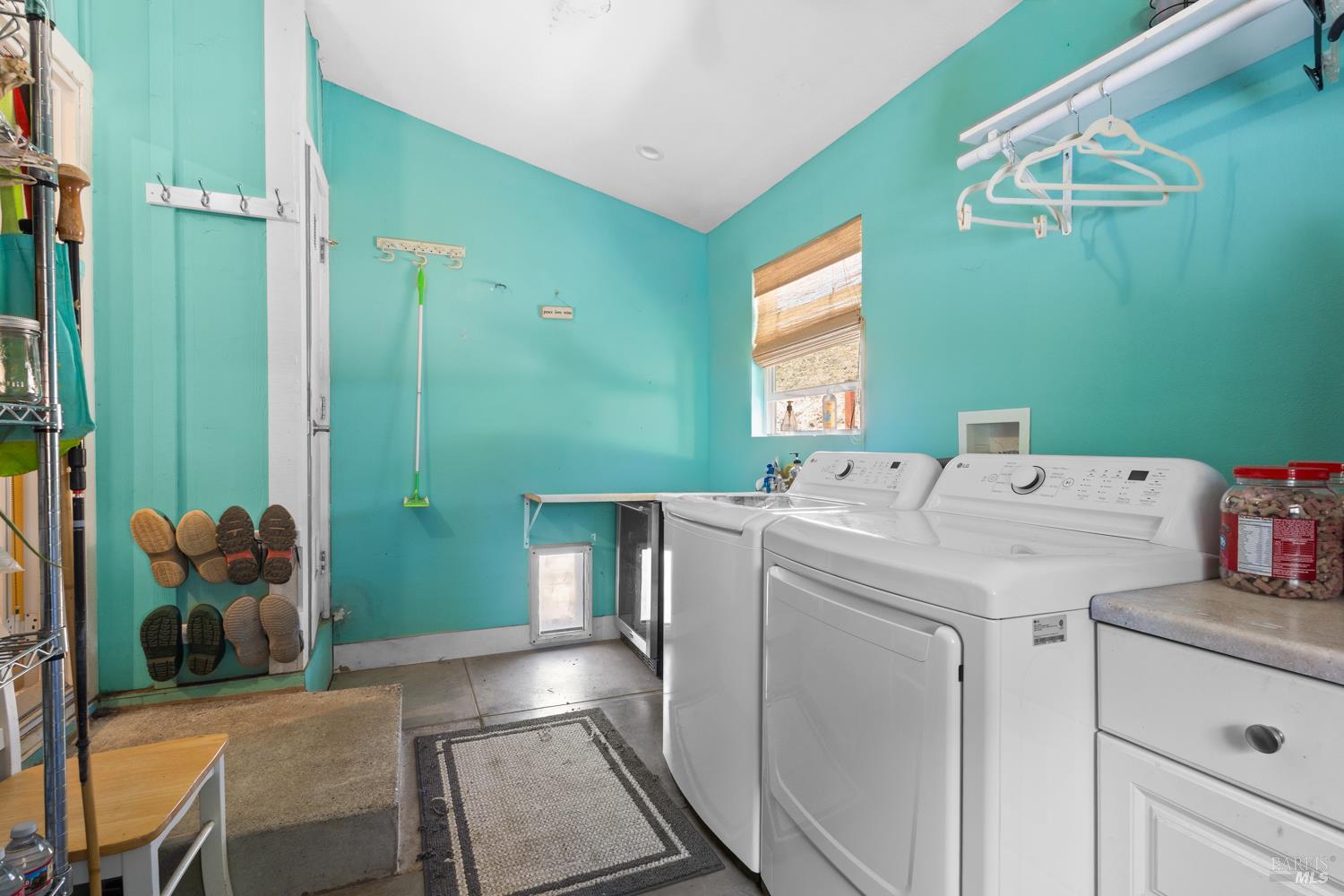 31920 Pine Mountain Road Cloverdale CA 95425