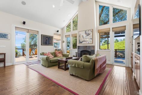 31920 Pine Mountain Road Cloverdale CA 95425