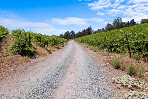 31920 Pine Mountain Road Cloverdale CA 95425