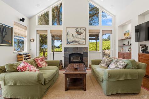 31920 Pine Mountain Road Cloverdale CA 95425