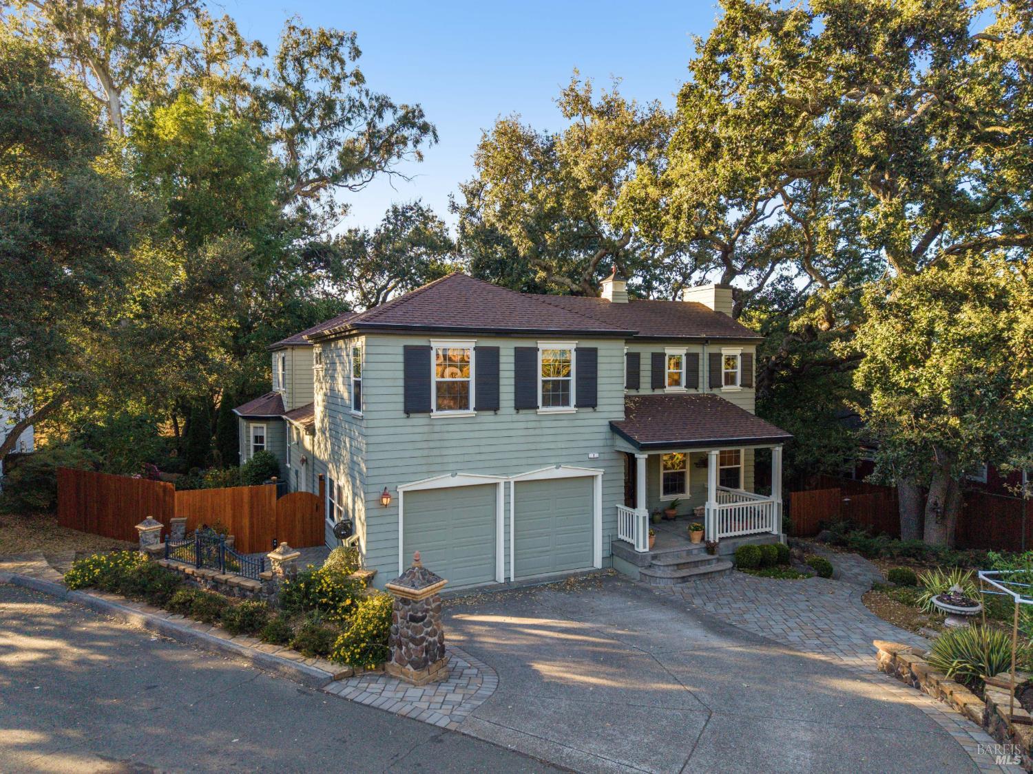 2 Fullerton Lane Petaluma CA 94952