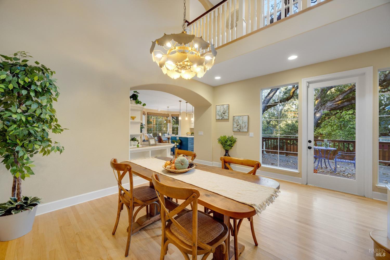 2 Fullerton Lane Petaluma CA 94952