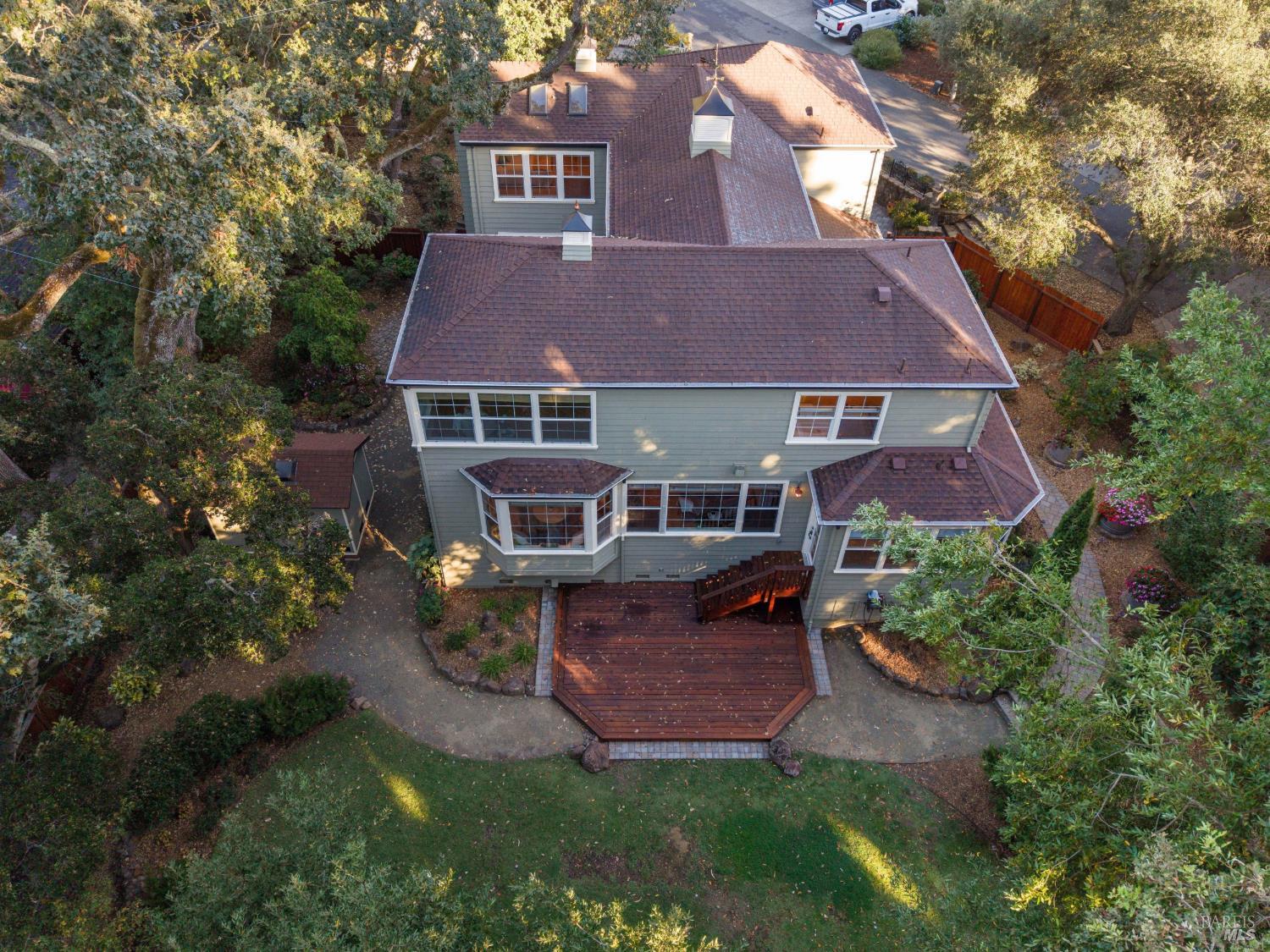 2 Fullerton Lane Petaluma CA 94952