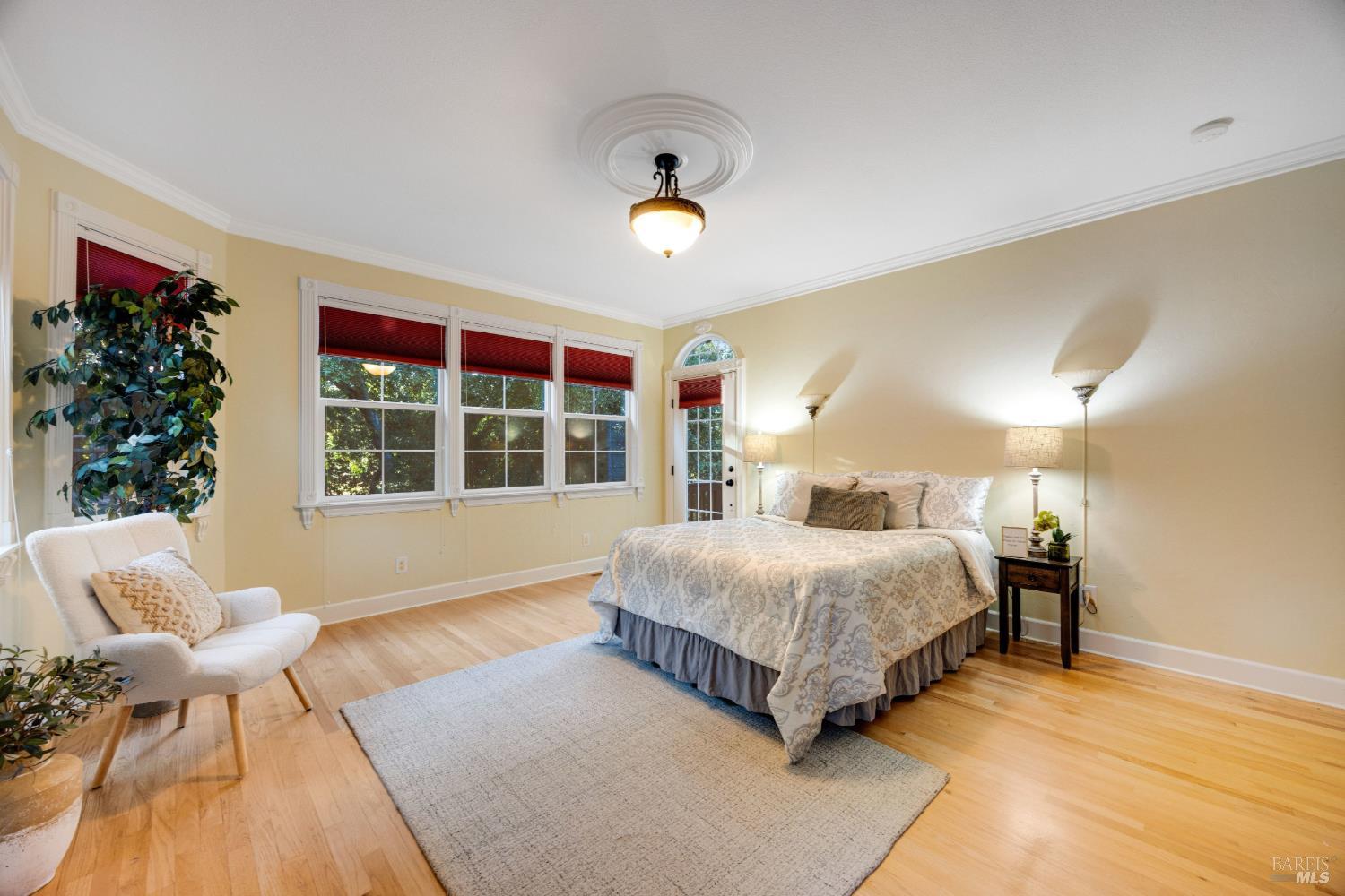2 Fullerton Lane Petaluma CA 94952