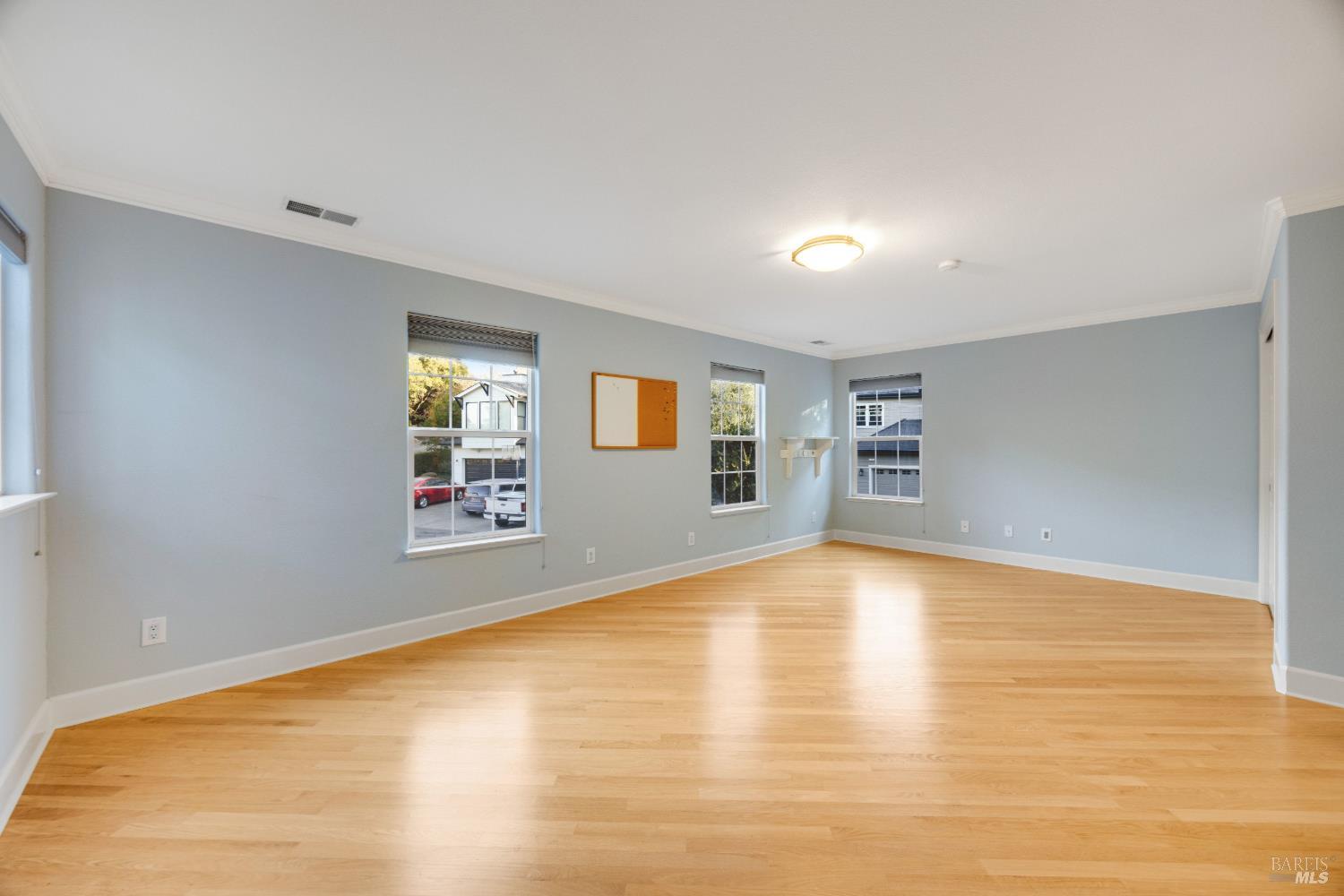 2 Fullerton Lane Petaluma CA 94952