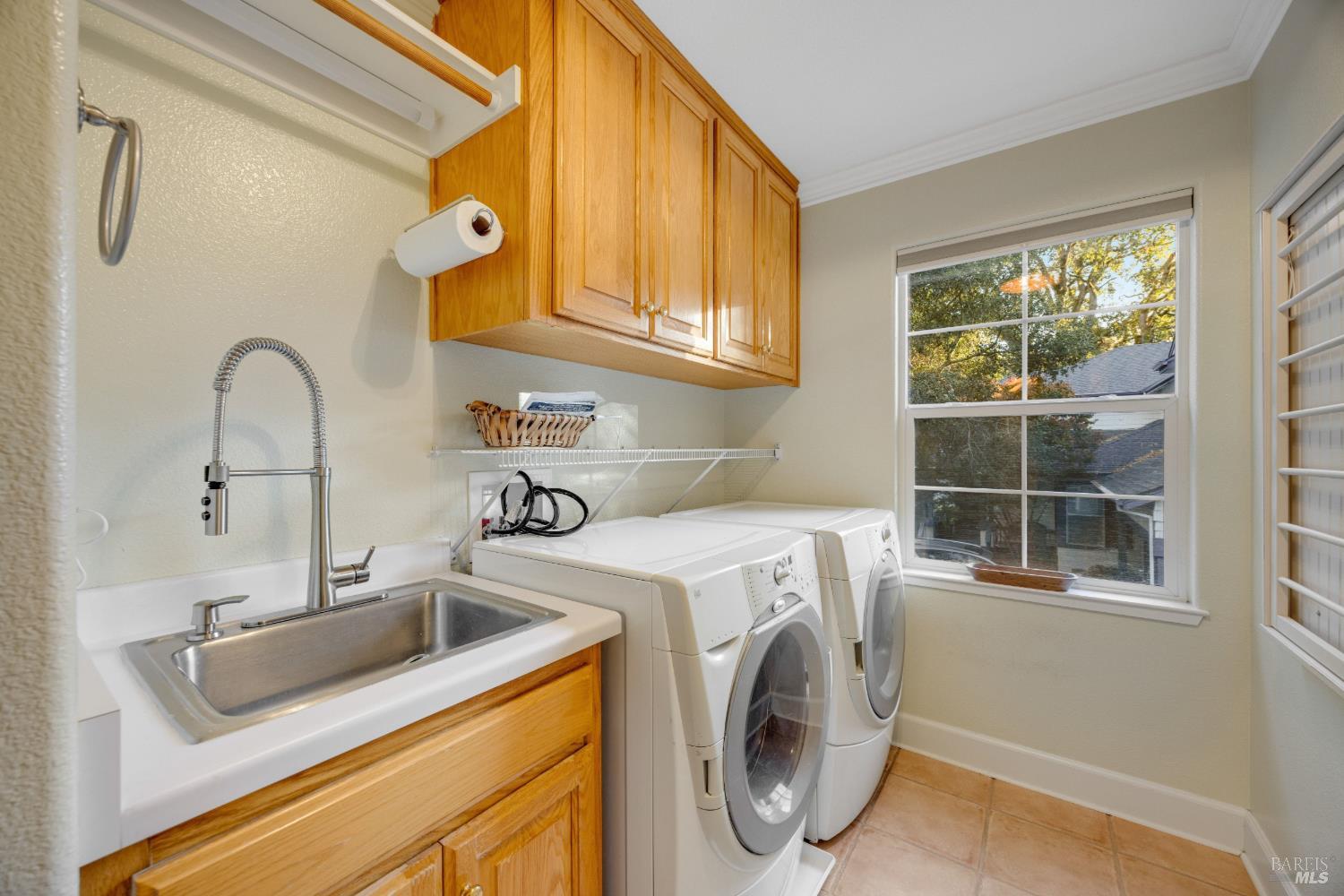 2 Fullerton Lane Petaluma CA 94952