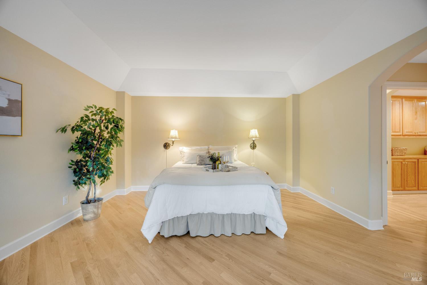 2 Fullerton Lane Petaluma CA 94952