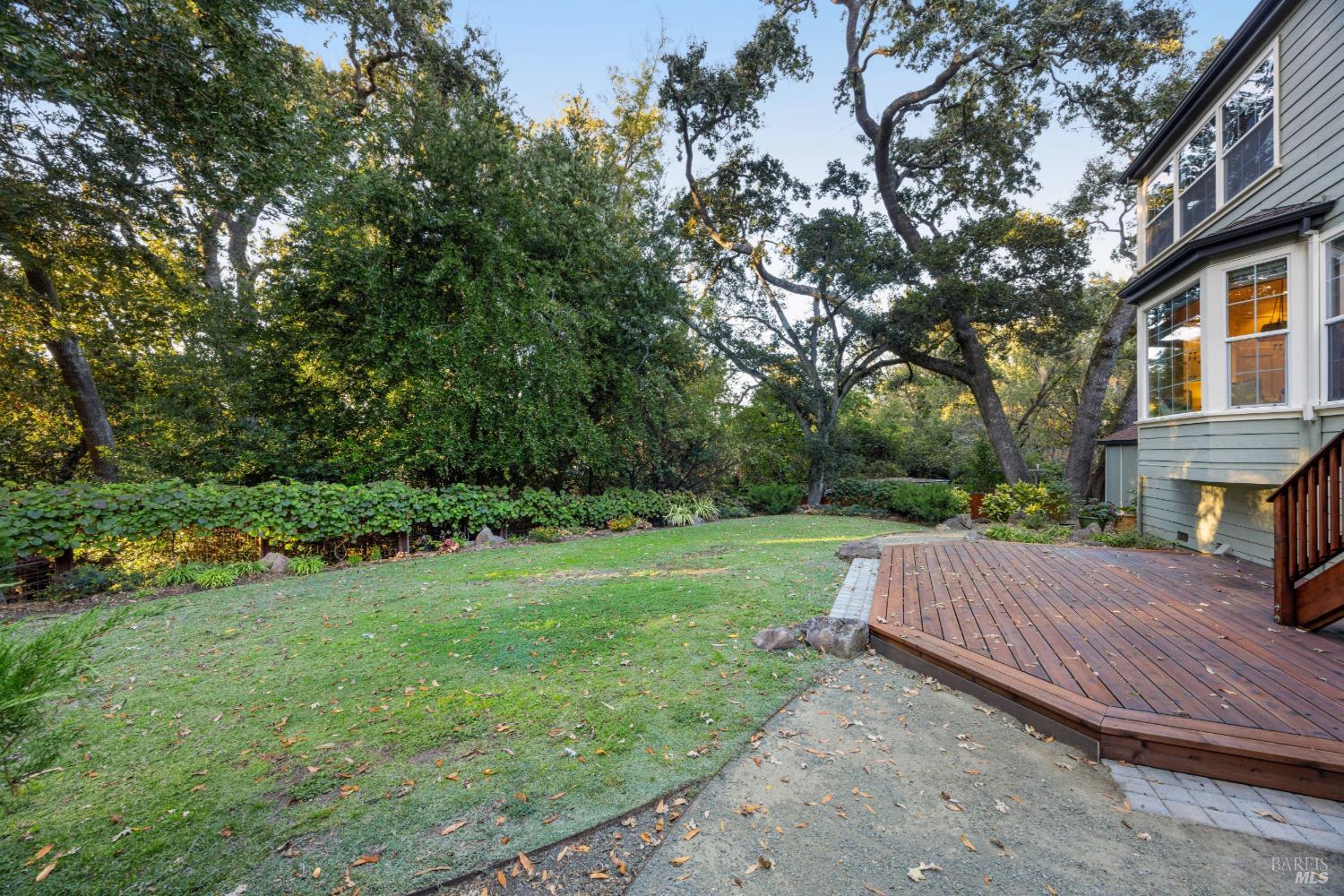 2 Fullerton Lane Petaluma CA 94952