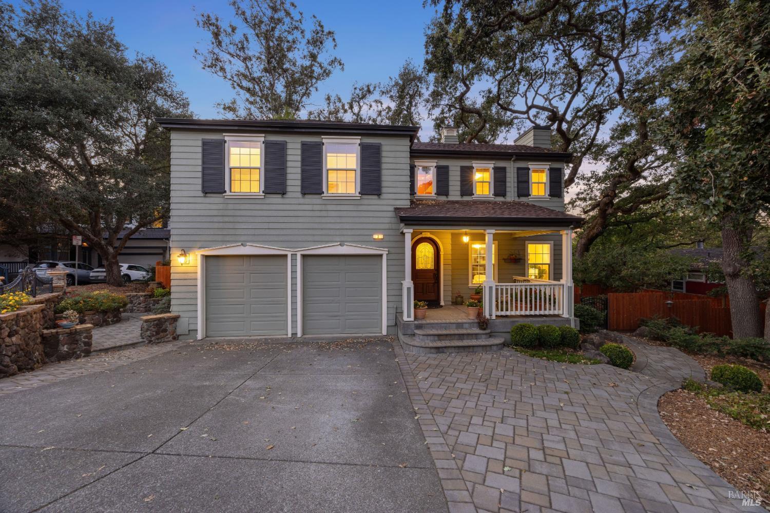 2 Fullerton Lane Petaluma CA 94952