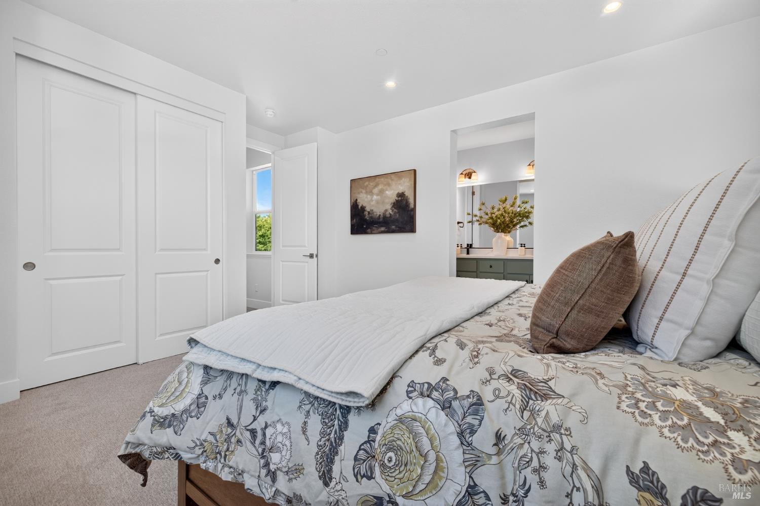 2446 Linwood Avenue Santa Rosa CA 95404