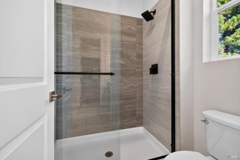 2446 Linwood Avenue Santa Rosa CA 95404