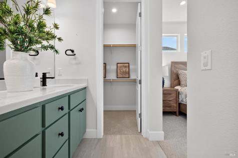 2446 Linwood Avenue Santa Rosa CA 95404