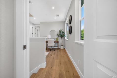 2446 Linwood Avenue Santa Rosa CA 95404