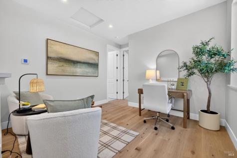 2446 Linwood Avenue Santa Rosa CA 95404