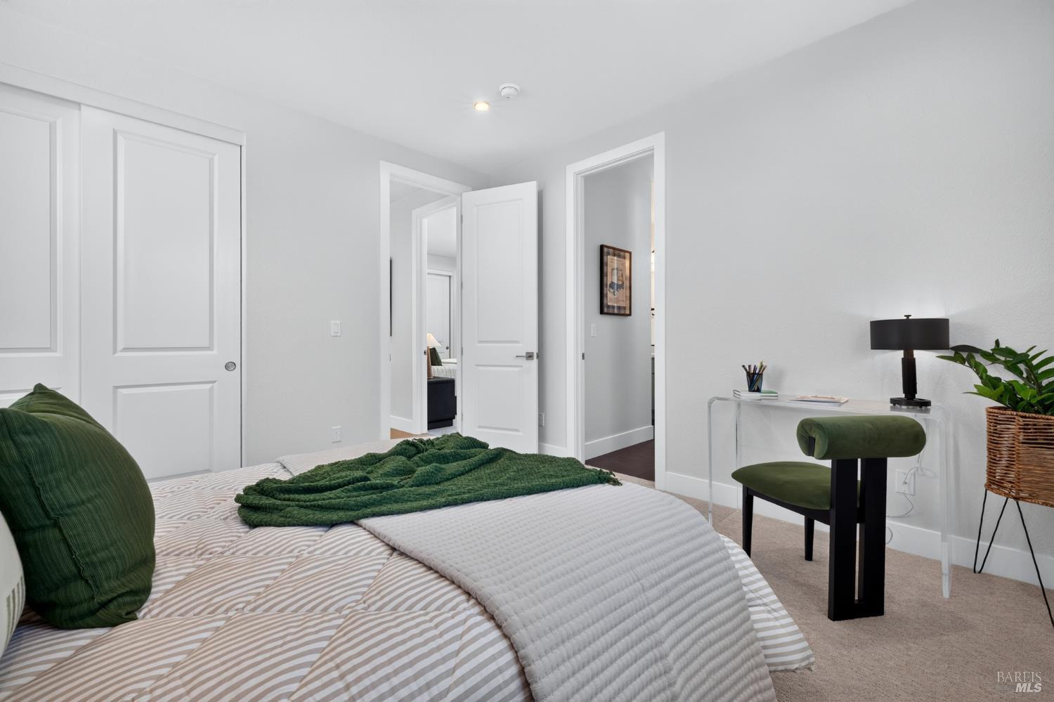 2446 Linwood Avenue Santa Rosa CA 95404