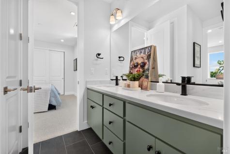 2446 Linwood Avenue Santa Rosa CA 95404