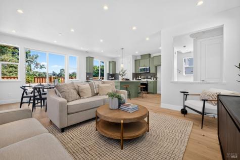 2446 Linwood Avenue Santa Rosa CA 95404