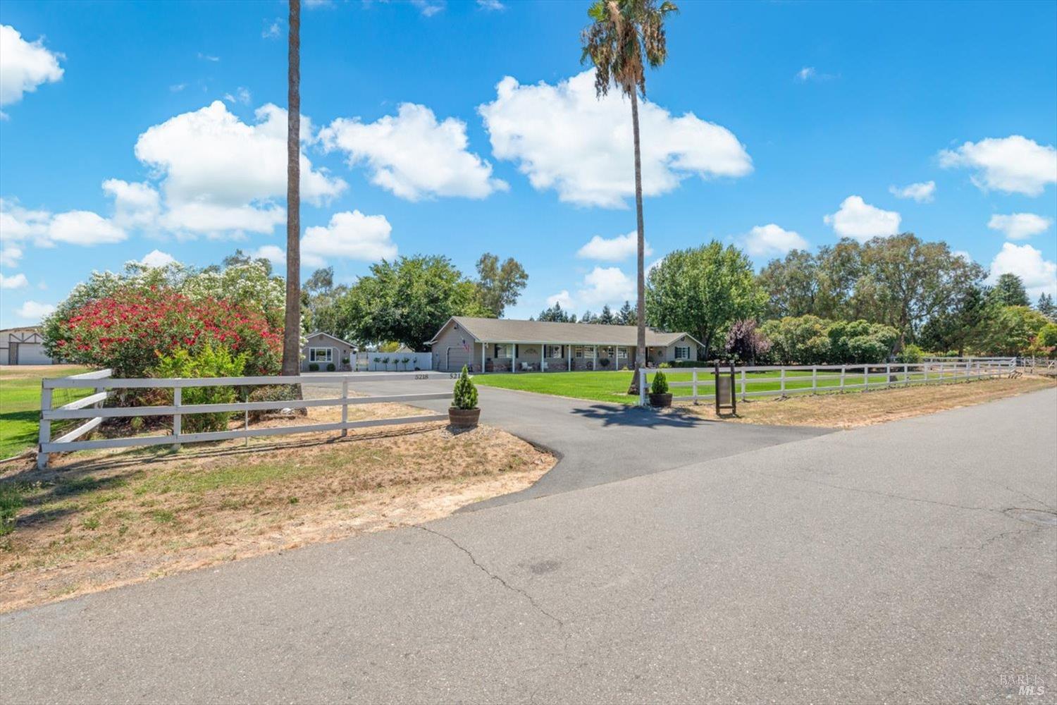 5216 Winding Way Vacaville CA 95688