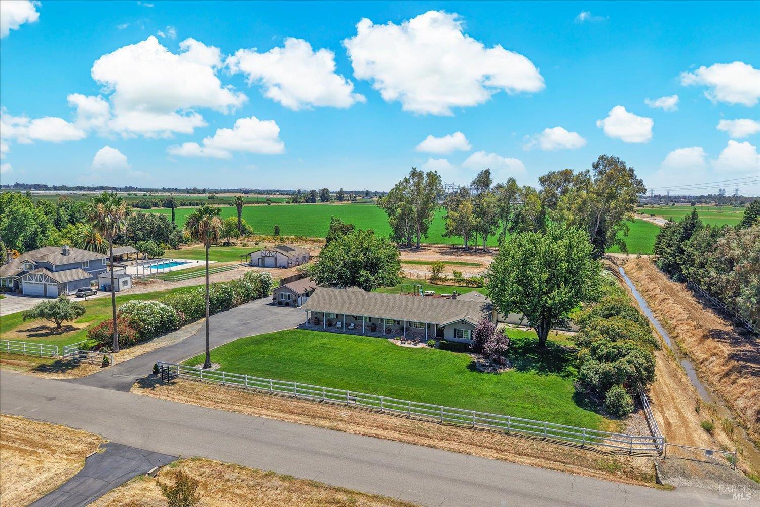 5216 Winding Way Vacaville CA 95688
