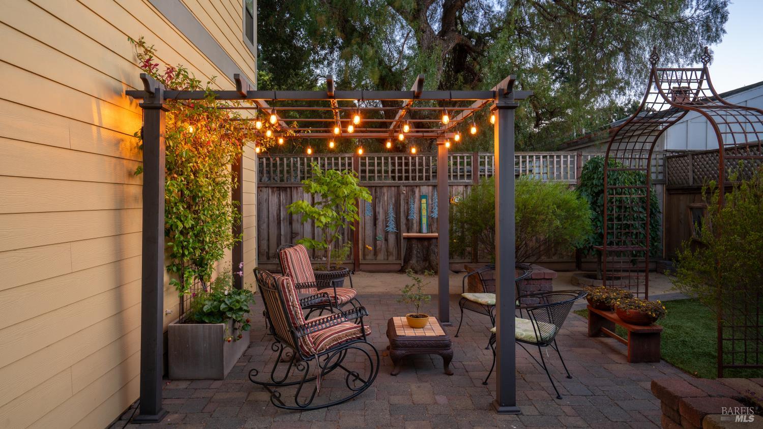 614 E Street Petaluma CA 94952