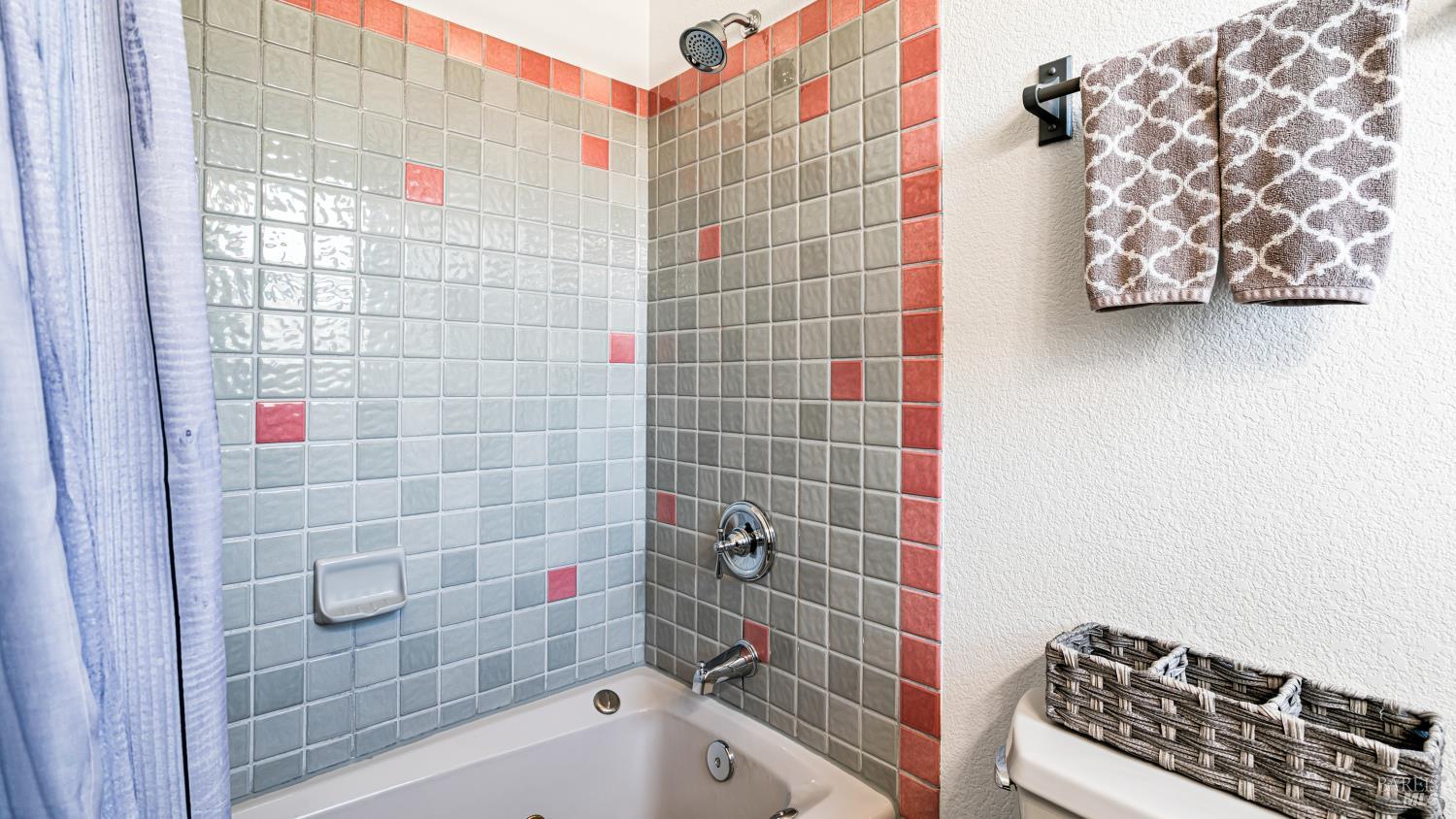 614 E Street Petaluma CA 94952
