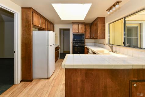 648 Avenue Del Oro Sonoma CA 95476