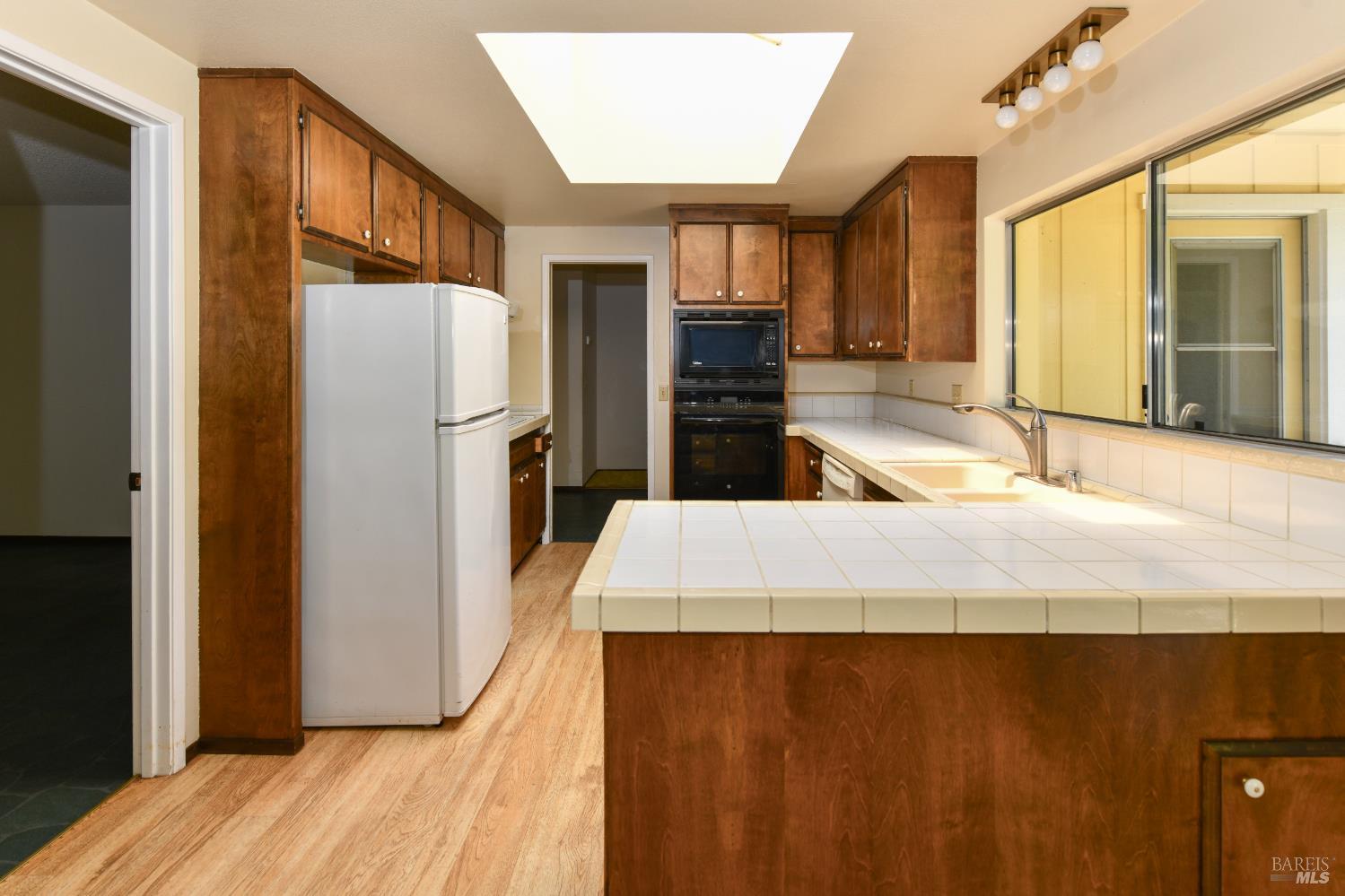 648 Avenue Del Oro Sonoma CA 95476