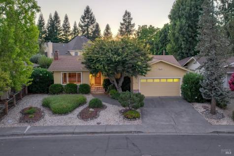 648 Avenue Del Oro Sonoma CA 95476