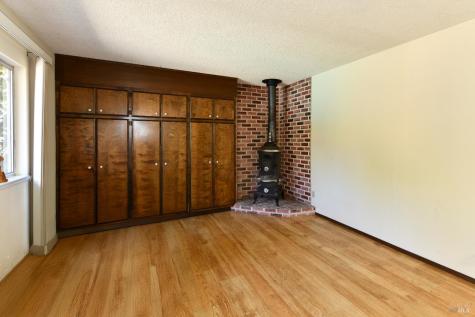 648 Avenue Del Oro Sonoma CA 95476