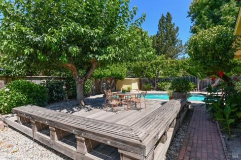648 Avenue Del Oro Sonoma CA 95476