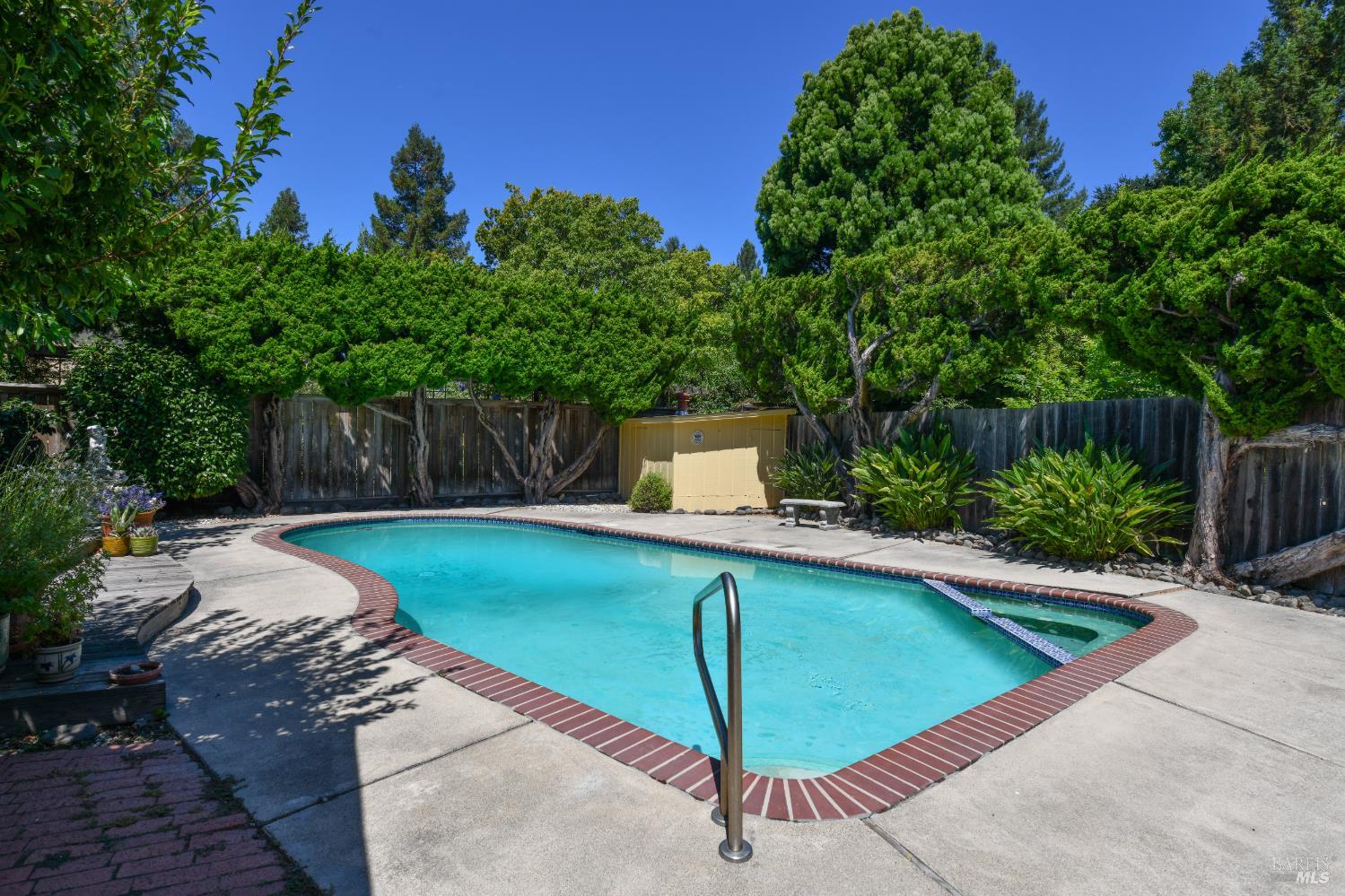 648 Avenue Del Oro Sonoma CA 95476