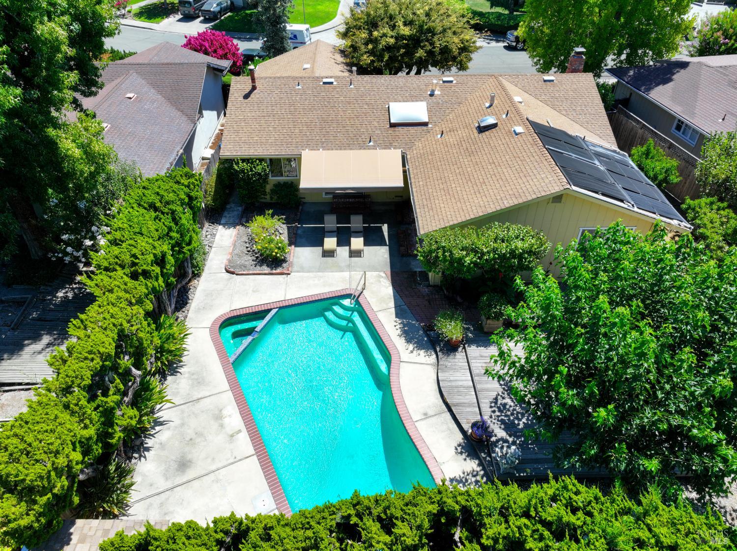 648 Avenue Del Oro Sonoma CA 95476