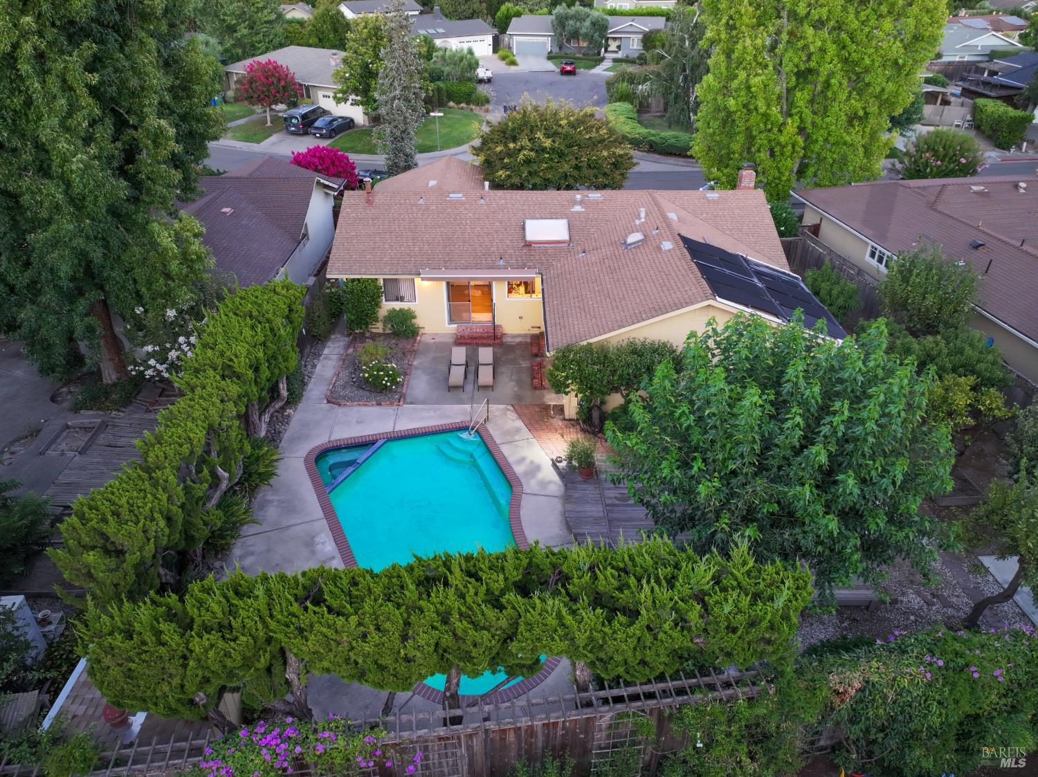 648 Avenue Del Oro Sonoma CA 95476