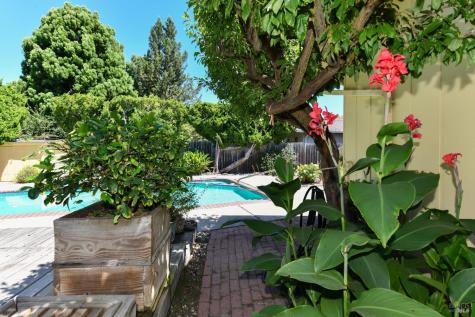 648 Avenue Del Oro Sonoma CA 95476